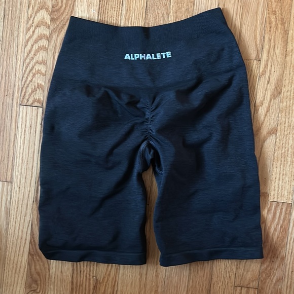 Alphalete amplify biker short 7” black marl - Picture 2 of 5